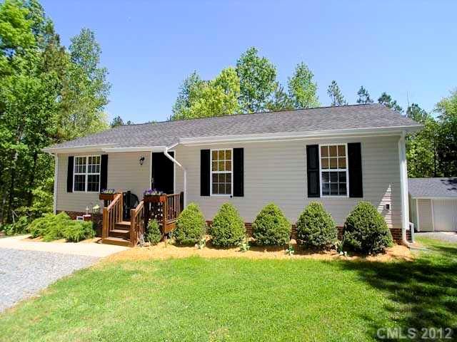 8023 Hillanby Ct, Waxhaw, NC 28173