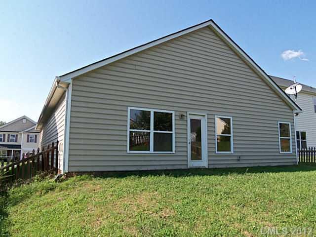 5530 Stowe Derby Dr, Charlotte, NC 28278