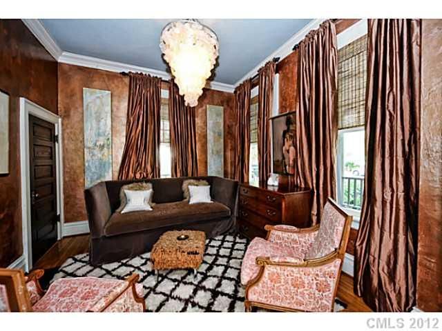 412 E Kingston Ave, Charlotte, NC 28203