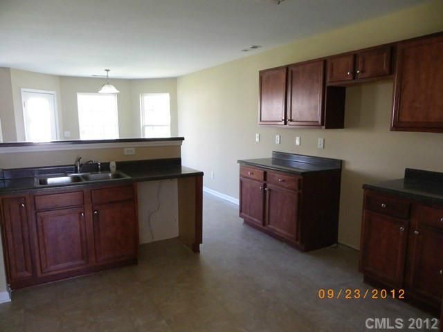 809 Bubbling Brook Dr, Rock Hill, SC 29732