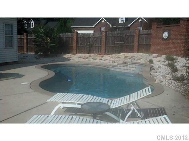 2301 Tradewind Ct, Gastonia, NC 28054