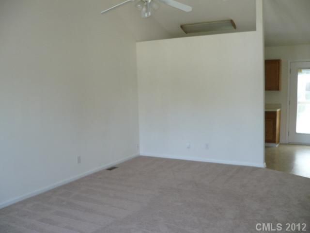 135 Wayne Ave, Kannapolis, NC 28081