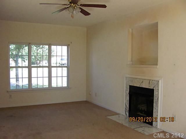 1708 Harte Cir, Charlotte, NC 28216