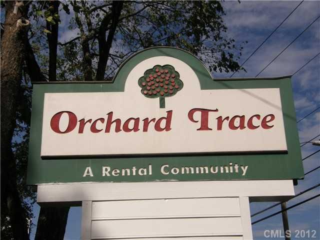 419 Orchard Trace Ln #8, Charlotte, NC 28213