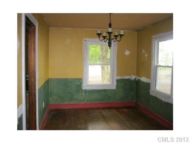303 Myrtle School Rd, Gastonia, NC 28052