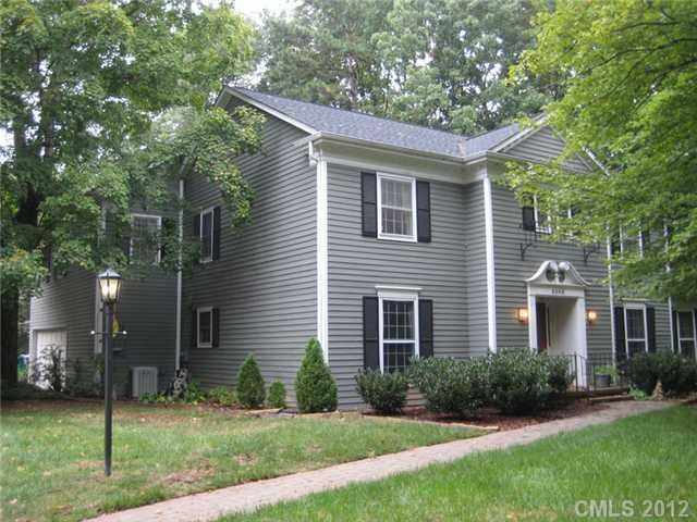 2000 Clematis Dr, Charlotte, NC 28211