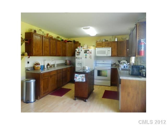 2143 Cabe Rd, Clover, SC 29710