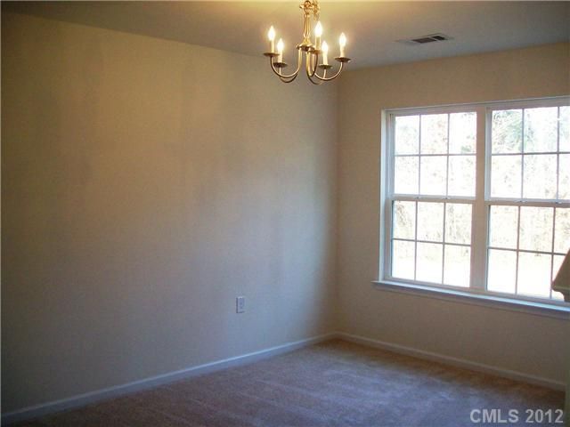 8613 Old Potters Rd, Charlotte, NC 28269