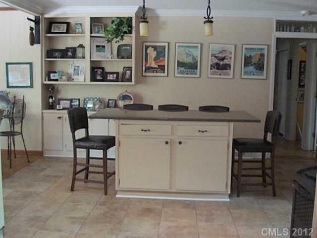 1132 Turnbridge Rd, Charlotte, NC 28226
