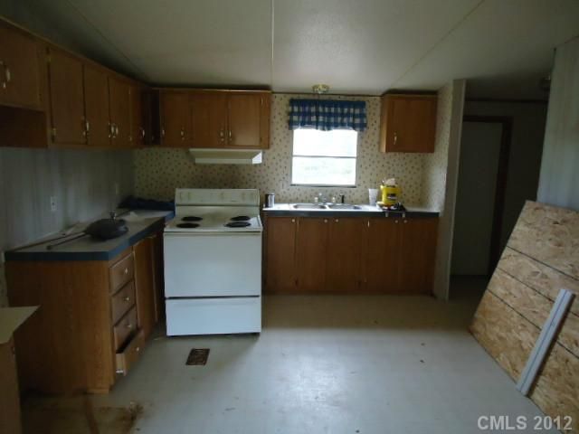 1423 Katelyn Ln #9, Iron Station, NC 28080