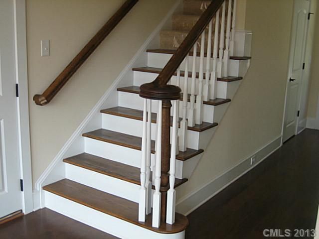 588 S Main St #4, Belmont, NC 28012