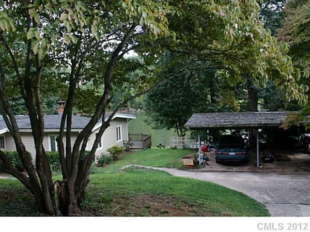 7521 Buckland Rd, Charlotte, NC 28278