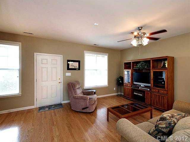 10310 Mcgoogan Ln #-, Charlotte, NC 28277