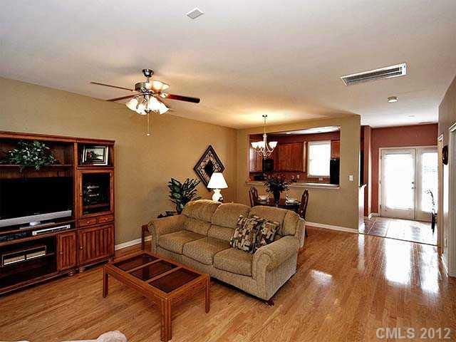 10310 Mcgoogan Ln #-, Charlotte, NC 28277