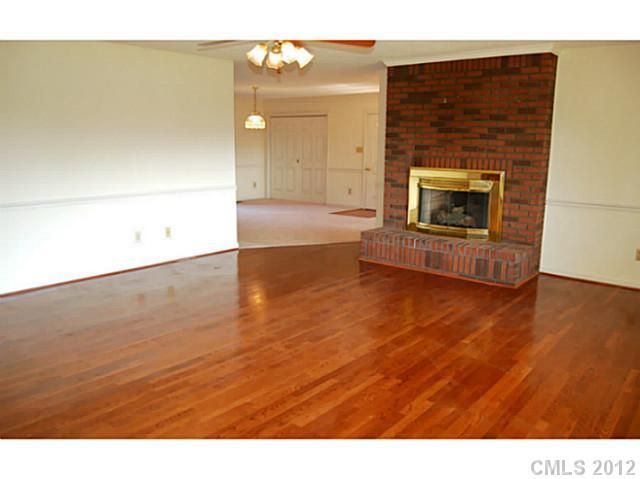 3165 Sandy Lee Ct, Lincolnton, NC 28092
