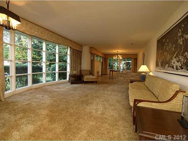 2015 Cloister Dr, Charlotte, NC 28211