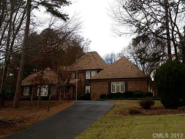 1025 Cheviot Ln, Gastonia, NC 28054