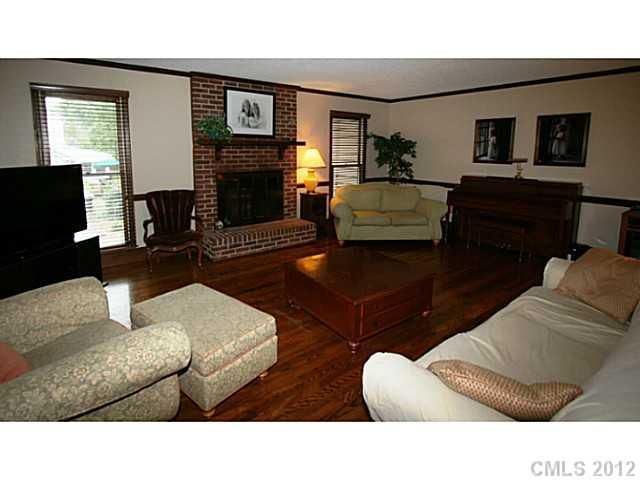 6121 Corkstone Dr, Mint Hill, NC 28227