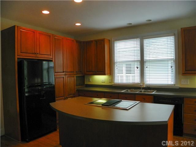 2128 Club Rd, Charlotte, NC 28205