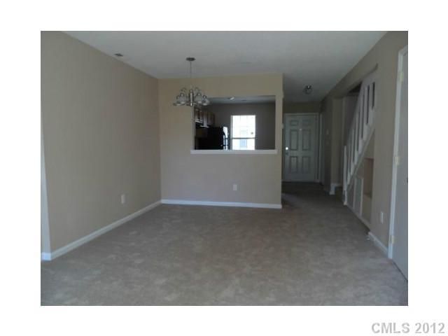 6109 Windsor Gate Ln #6109, Charlotte, NC 28215