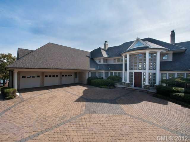 18227 Capstan Greens Rd, Cornelius, NC 28031