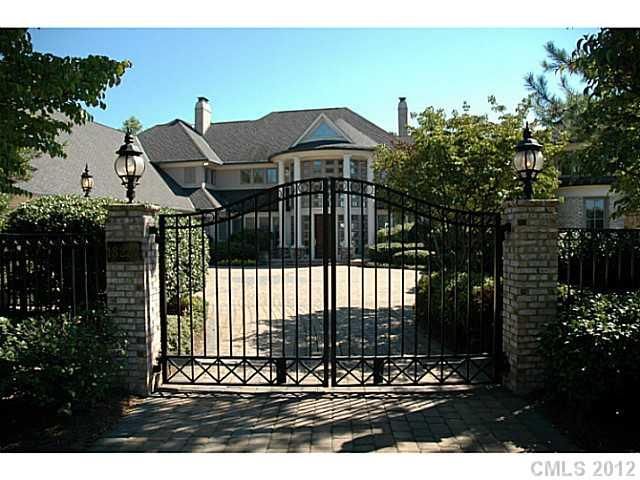 18227 Capstan Greens Rd, Cornelius, NC 28031