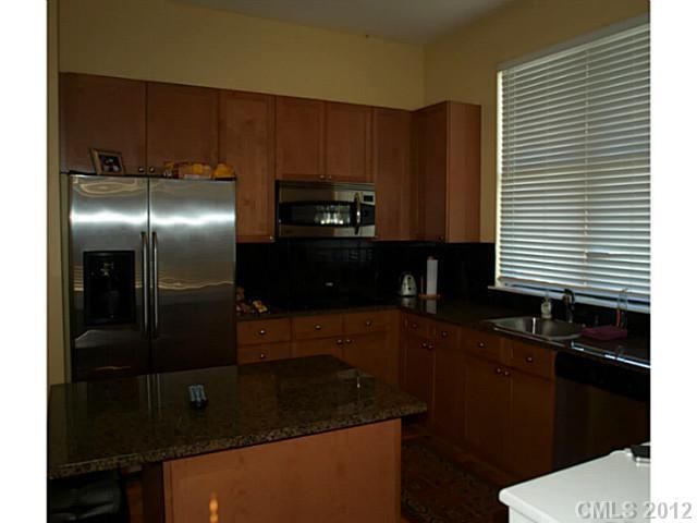 943 E 8th St #119, Charlotte, NC 28204