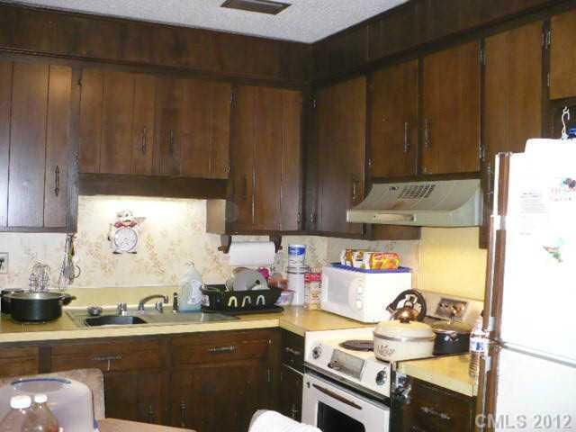 7525 Bradgate Rd, Charlotte, NC 28217