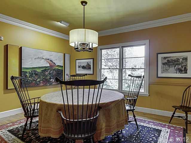 4000 Beresford Rd, Charlotte, NC 28211