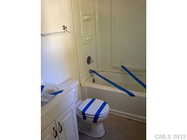 811 Sharon Dr, Waxhaw, NC 28173