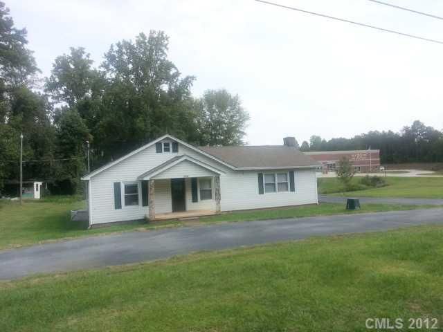 4178 Charles Raper Jonas Hwy Hw, Alexis, NC 28006