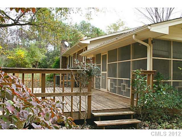 15401 Thompson Rd, Mint Hill, NC 28227