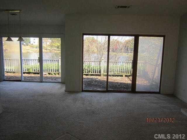 8215 Cedar Glen Dr #-, Charlotte, NC 28212