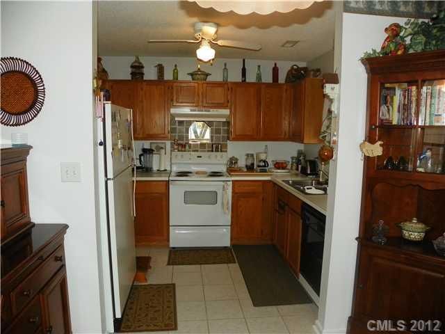 545 Holburn Ct, Concord, NC 28025