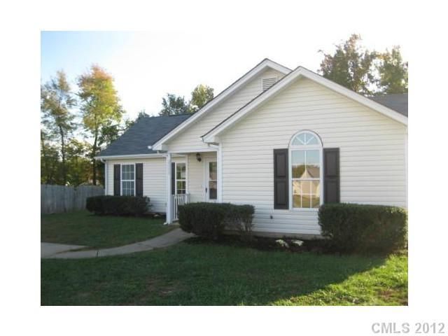 2313 Buttonbush Ct, Charlotte, NC 28216