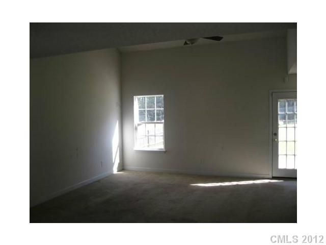 19 Black St, Lowell, NC 28098