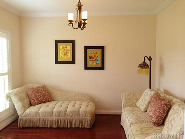 5625 Old Town Ln, Gastonia, NC 28056