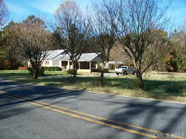 2432 Laboratory Rd #1 & 2, Lincolnton, NC 28092