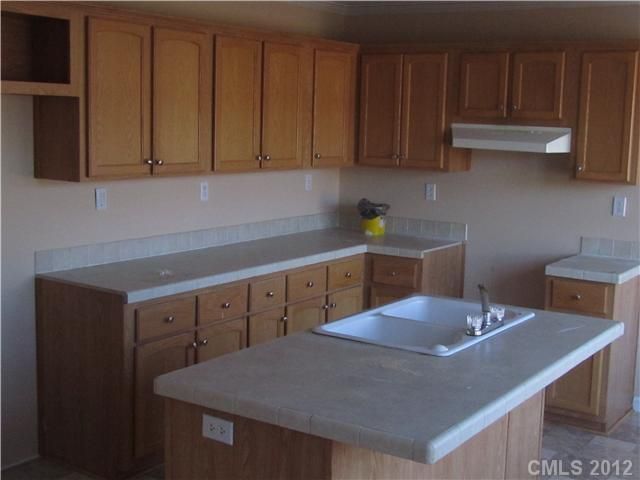 3005 Drake Dr, Stanley, NC 28164