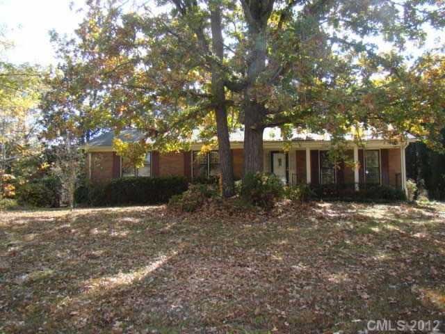 7109 Crossridge Rd, Charlotte, NC 28214