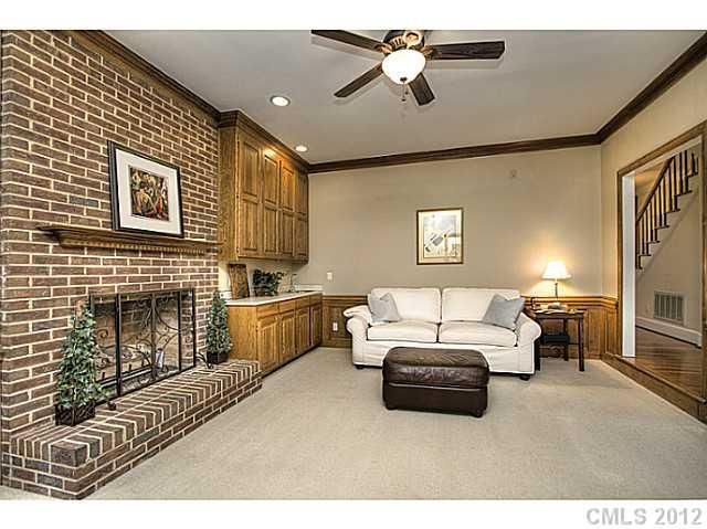 4401 Asherton Dr, Charlotte, NC 28226