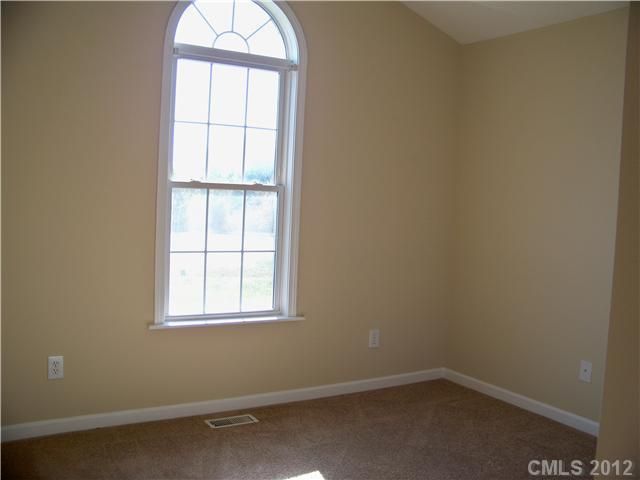 792 Sagefield Ln, Lincolnton, NC 28092