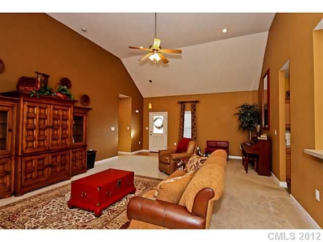 110 Talley Ridge Dr, Troutman, NC 28166