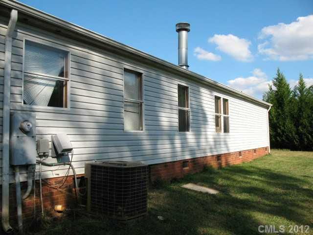 138 Jordan Crest Ln, Statesville, NC 28677