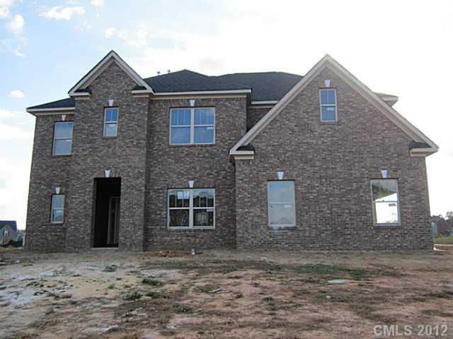 5303 Radcliffe St, Waxhaw, NC 28173