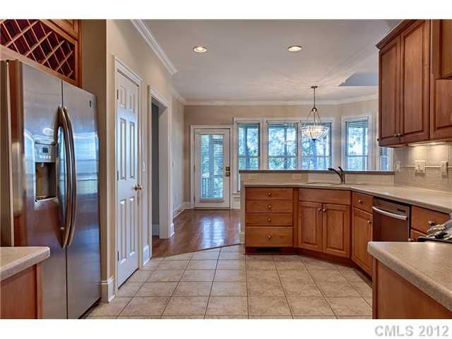 17404 Summer Place Rd, Cornelius, NC 28031