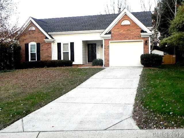 8306 Rocester Dr, Charlotte, NC 28215