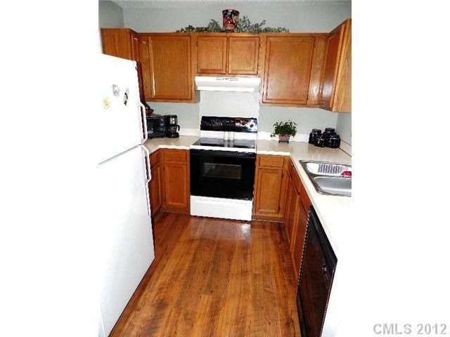 8306 Rocester Dr, Charlotte, NC 28215