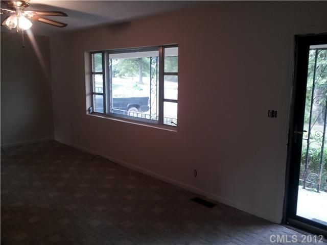 624 Camp Rotary Rd, Gastonia, NC 28052