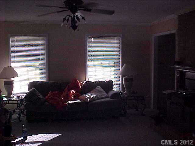 207 Dover St, Kannapolis, NC 28081